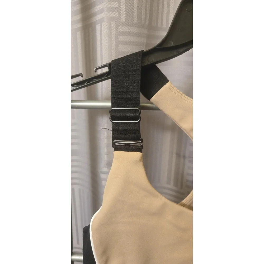 AllFenix Color Block Sports Bra, Black White Nude, Sz. Med Adjustable Strap‎